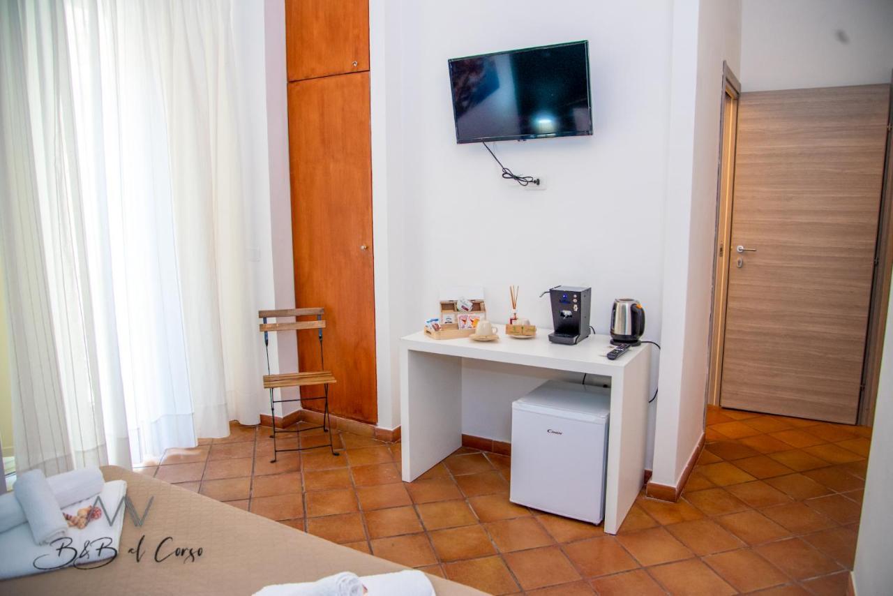 B&B Al Corso Salerno Bagian luar foto