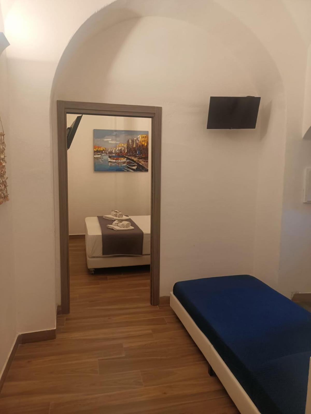 B&B Al Corso Salerno Bagian luar foto