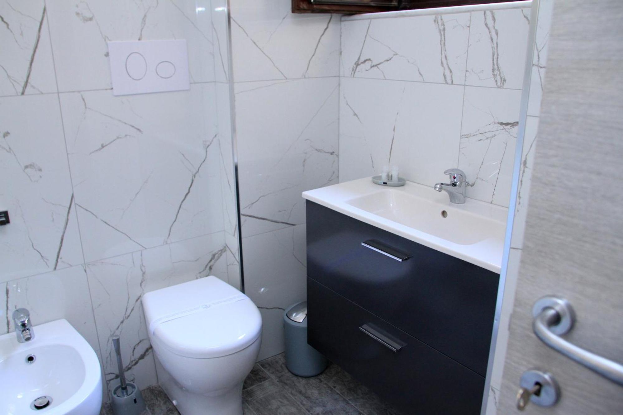 B&B Al Corso Salerno Bagian luar foto