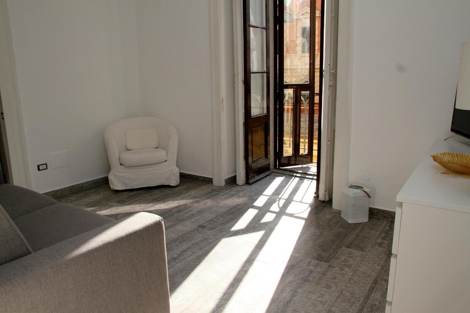 B&B Al Corso Salerno Bagian luar foto